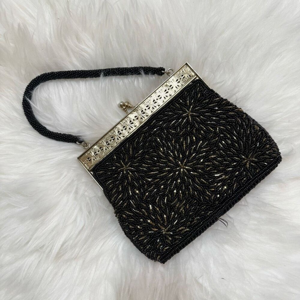Vintage 1960s Black Beaded Chain Handbag Kisslock Purse Star Gold